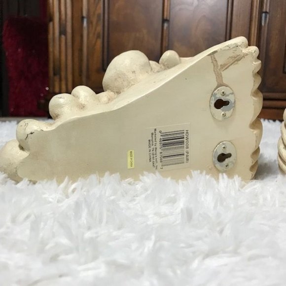 Set of 2 Romanesque Tapestry Resin Corbels - Picture 10 of 12